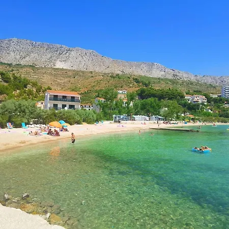 With A Sea View No 10, First Row By The Sea, House Ana Hébergement de vacances